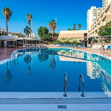 Playazul アパートホテル