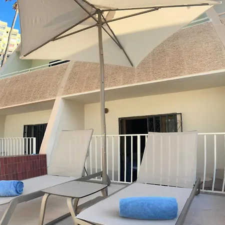 Playazul アパートホテル 2*